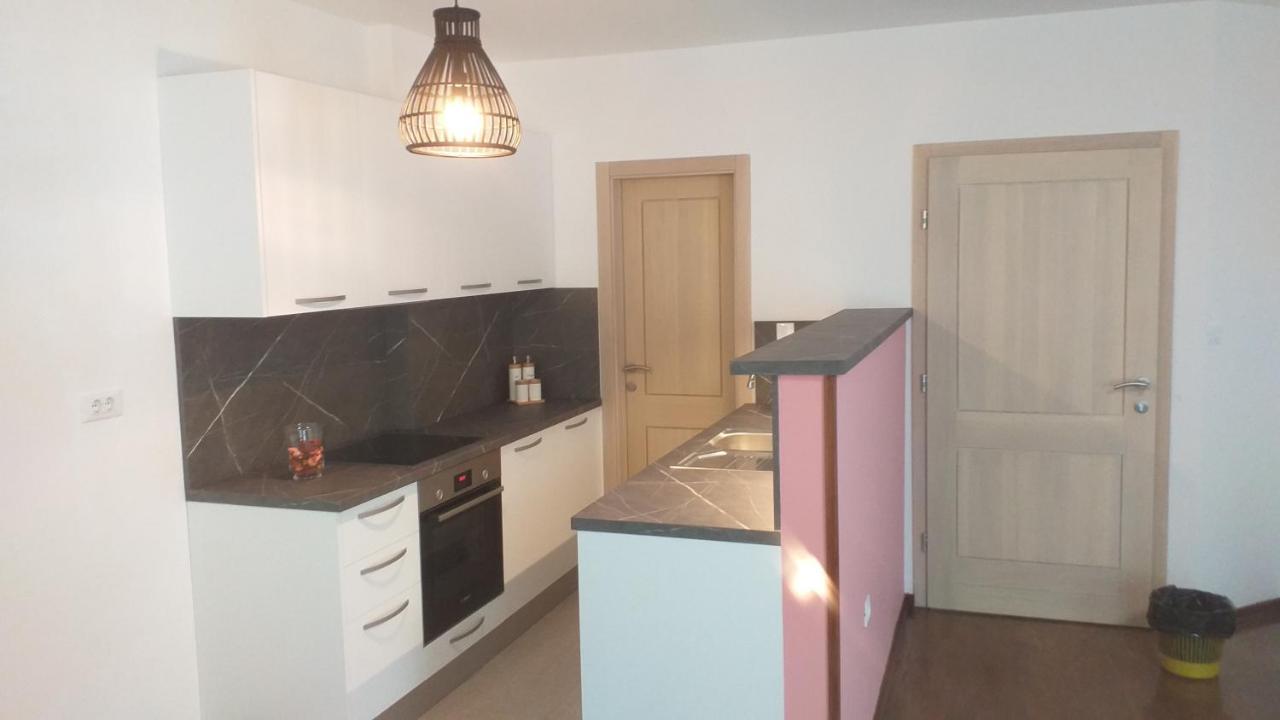Apart Centar Umag Edda Joakima Rakovca 7 E 52470-อูมัค ภายนอก รูปภาพ