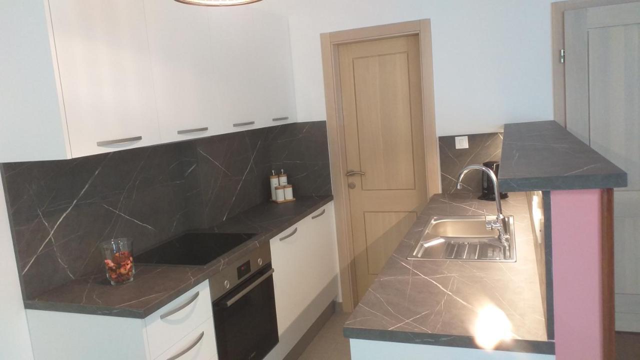 Apart Centar Umag Edda Joakima Rakovca 7 E 52470-อูมัค ภายนอก รูปภาพ