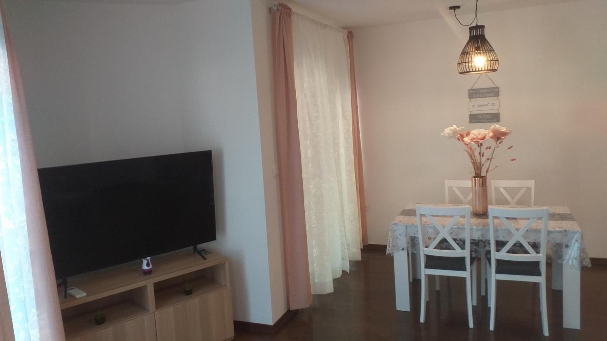 Apart Centar Umag Edda Joakima Rakovca 7 E 52470-อูมัค ภายนอก รูปภาพ