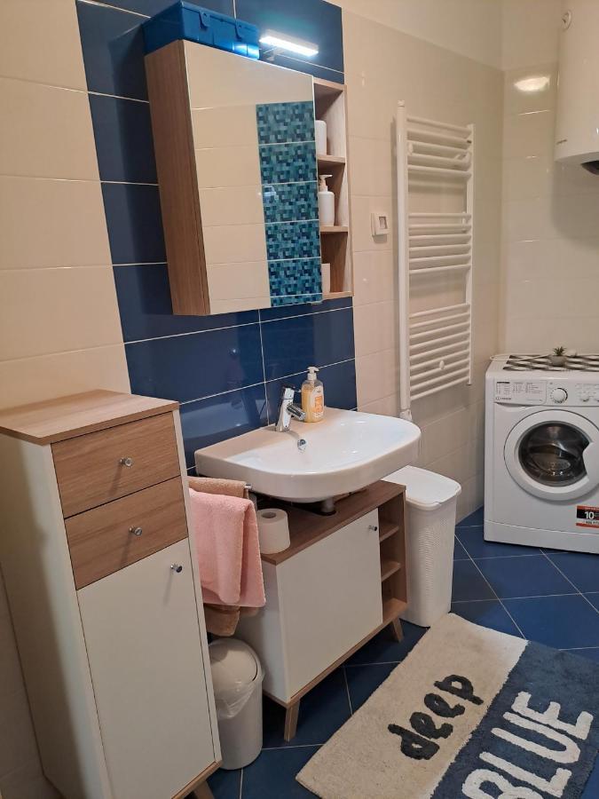 Apart Centar Umag Edda Joakima Rakovca 7 E 52470-อูมัค ภายนอก รูปภาพ