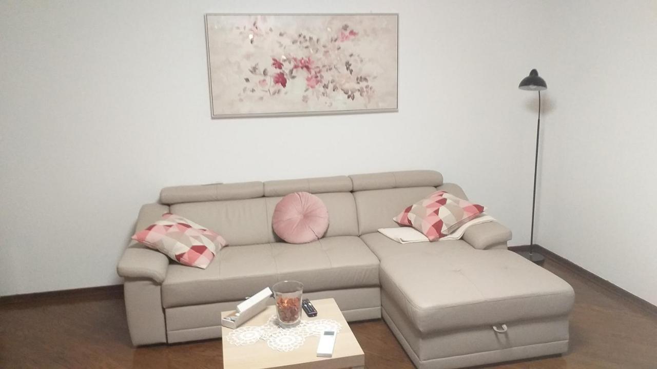 Apart Centar Umag Edda Joakima Rakovca 7 E 52470-อูมัค ภายนอก รูปภาพ