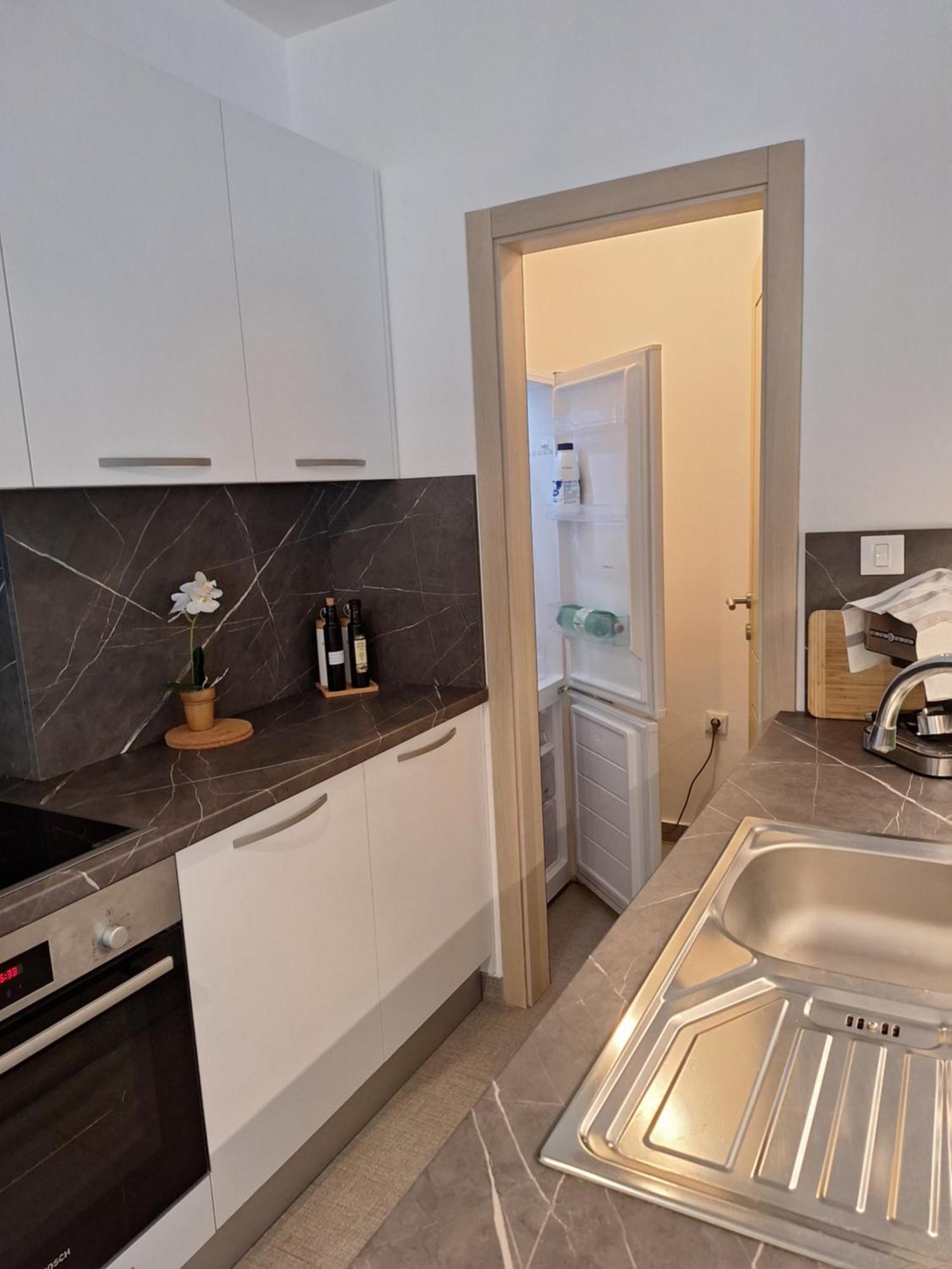Apart Centar Umag Edda Joakima Rakovca 7 E 52470-อูมัค ภายนอก รูปภาพ